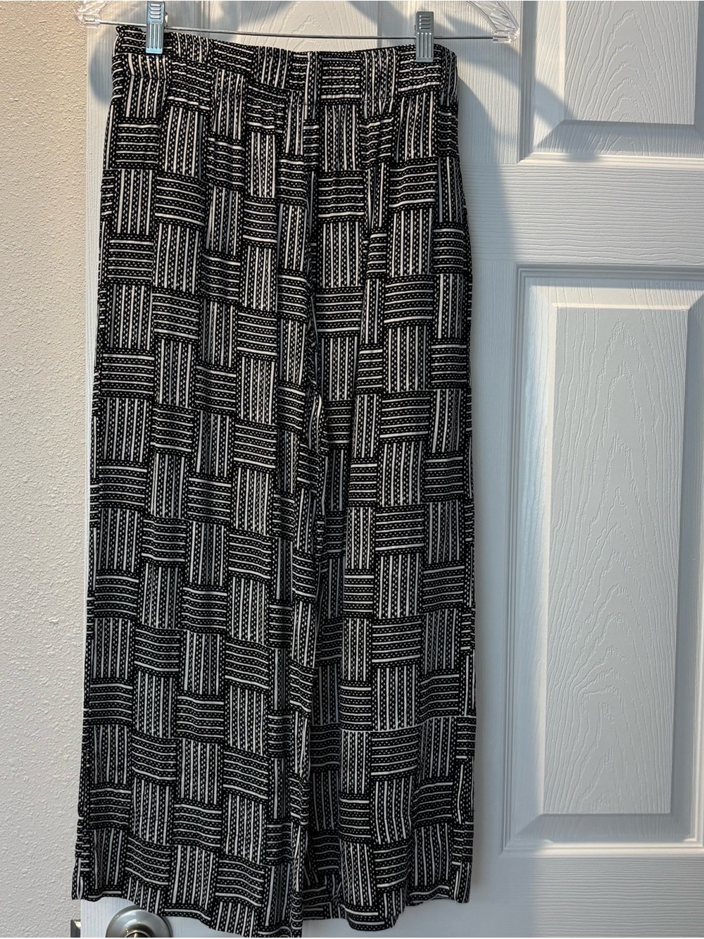 ManaOla pants - Picture 2 of 3